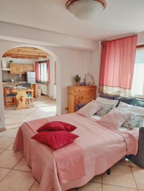 Casa Pepolina, zona tranquilla, piano terra con parcheggio